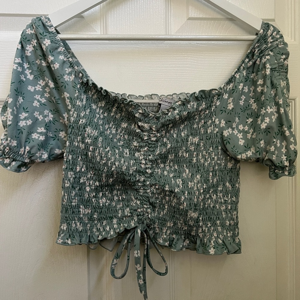 Rouched Crop Top
